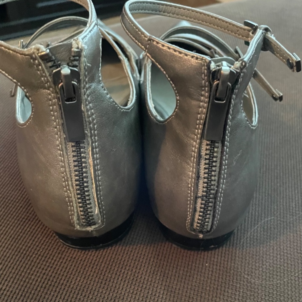 Shoes, Mark by AVON, Size 9 - Picture 3 of 4